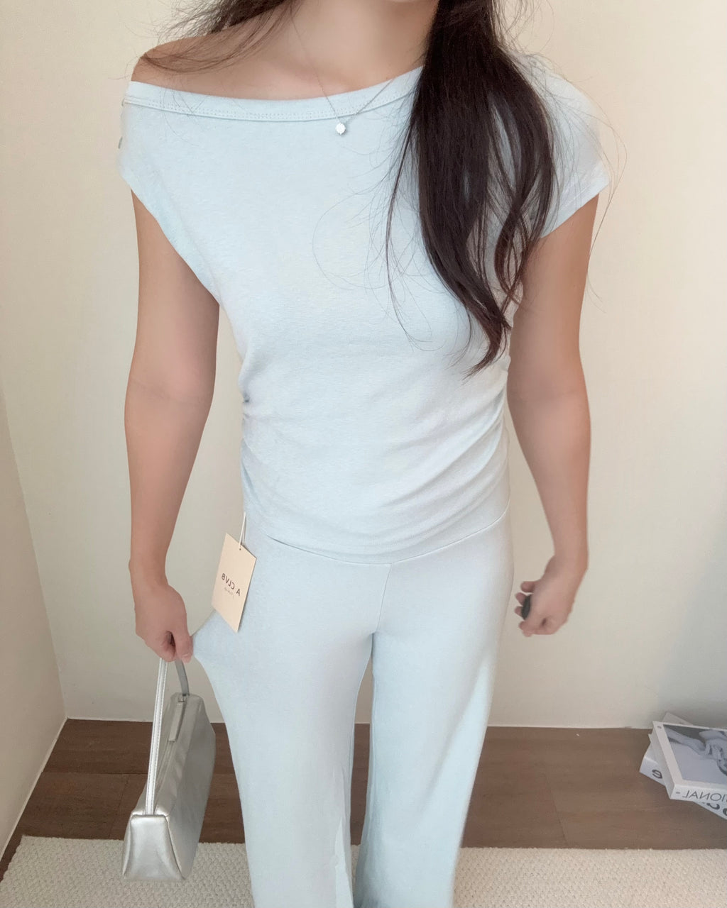 Ava Set