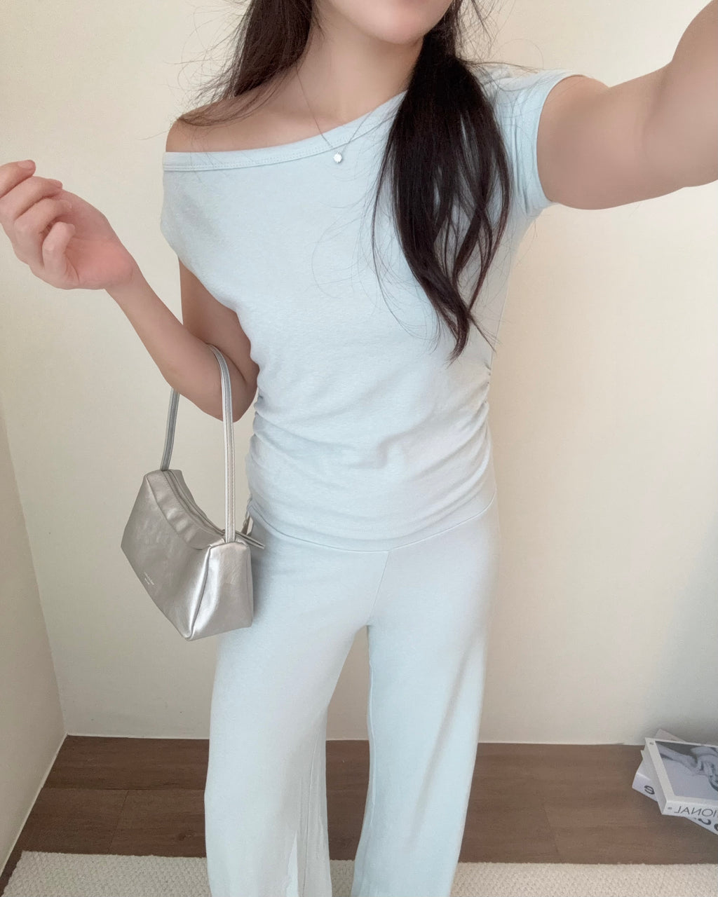 Ava Set