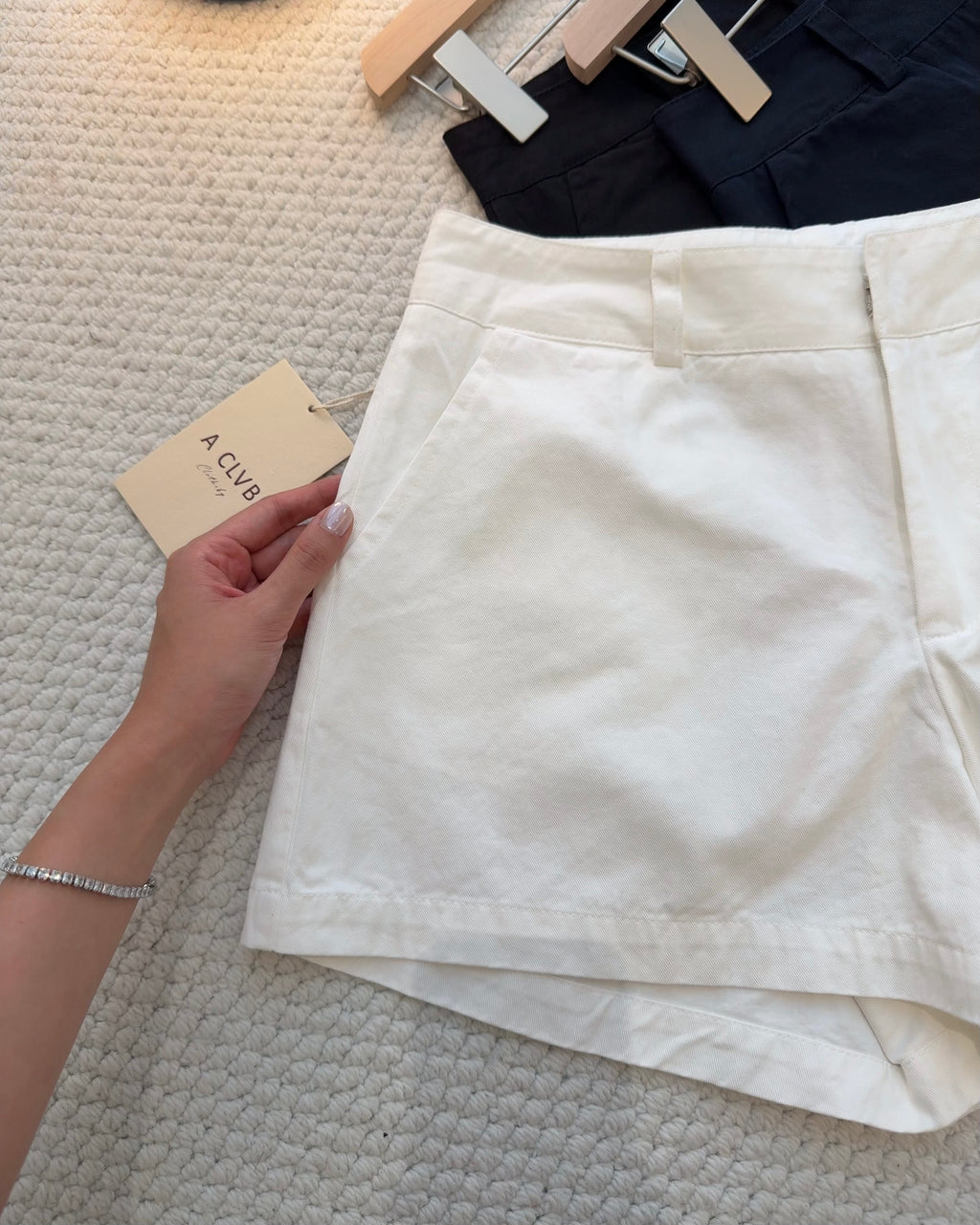 Avery Shorts