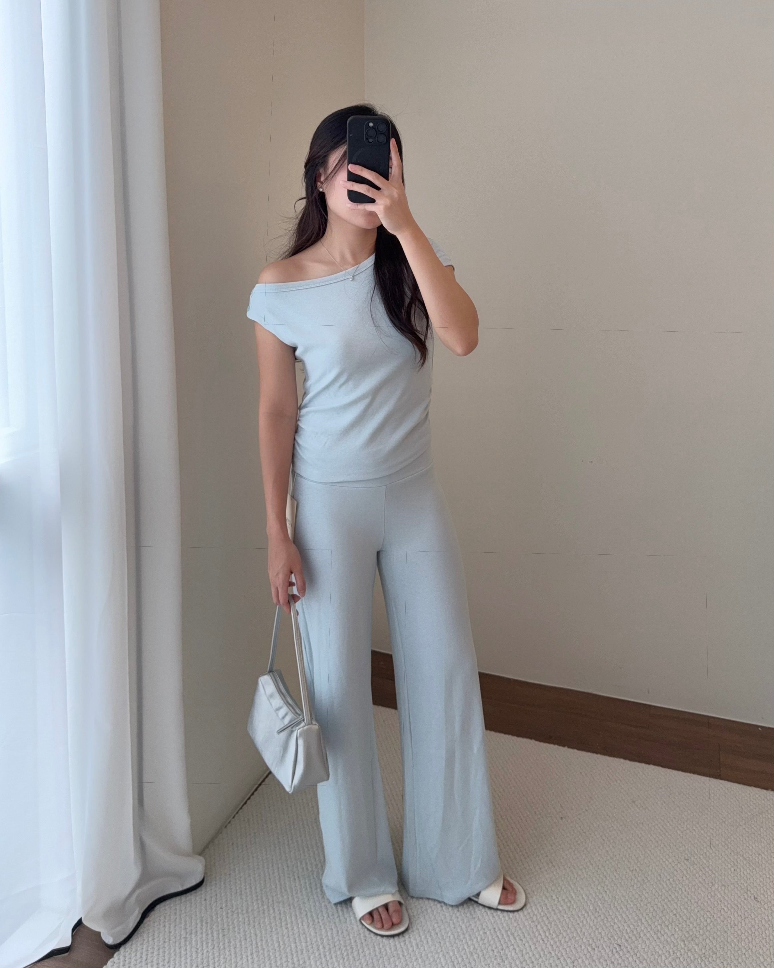 Ava Set