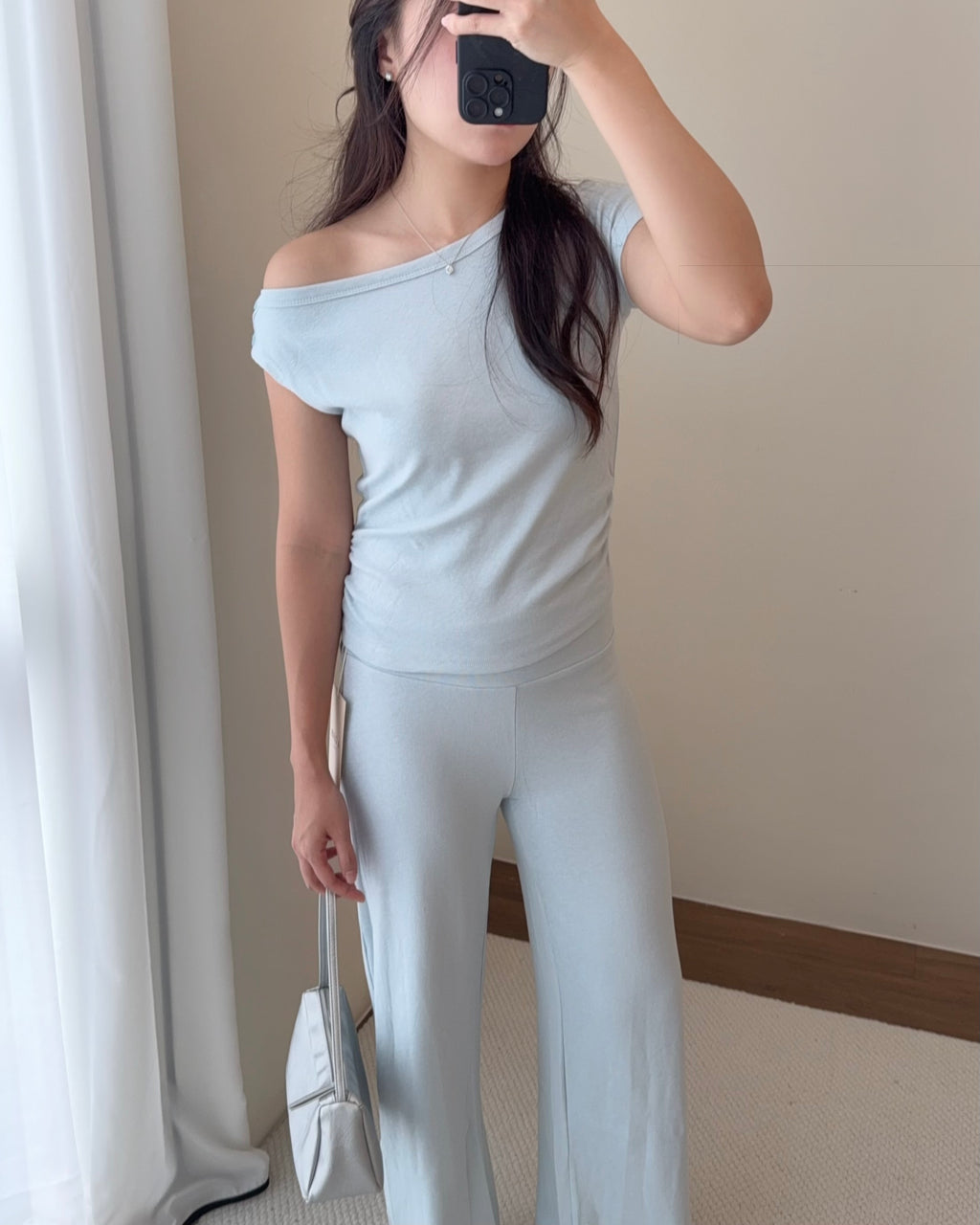 Ava Set
