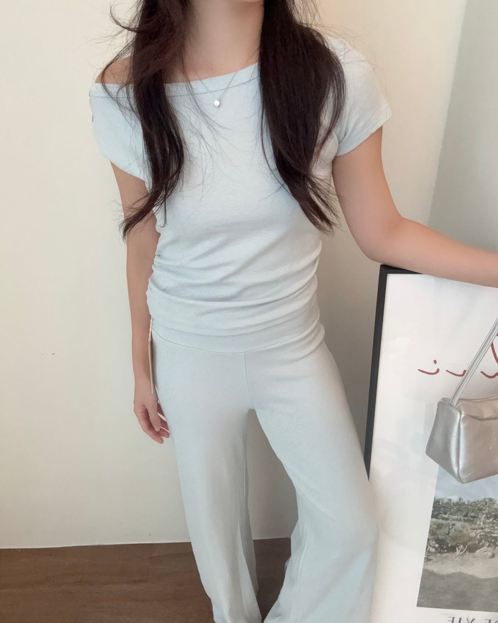 Ava Set