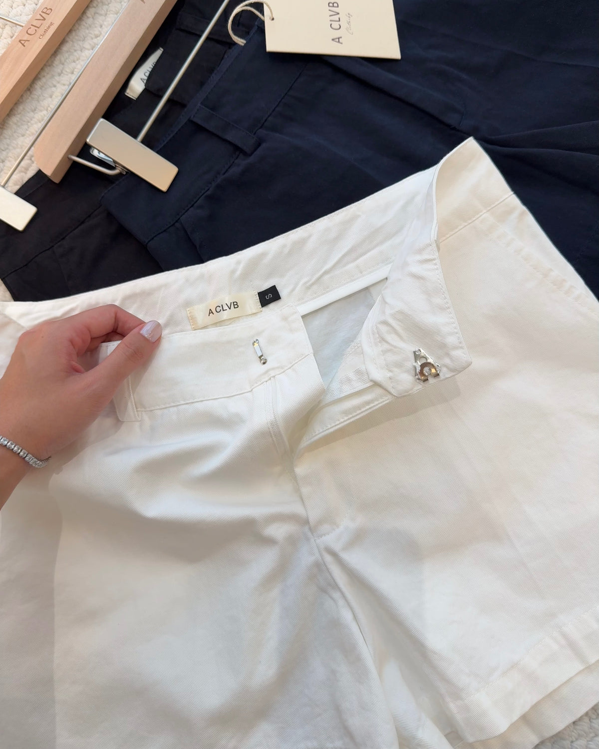 Avery Shorts