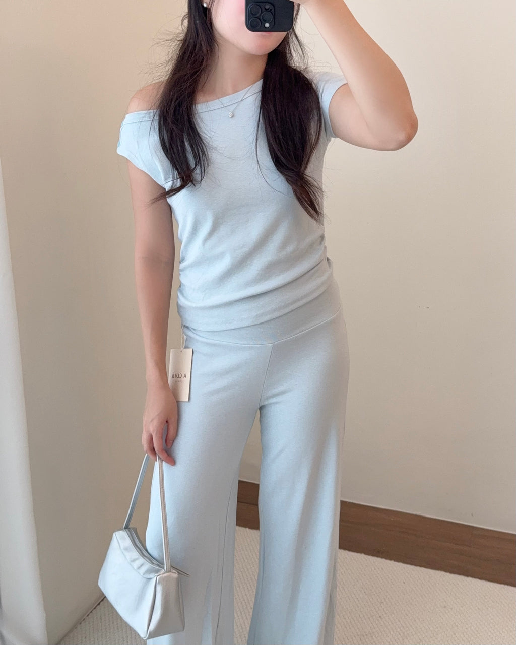 Ava Set
