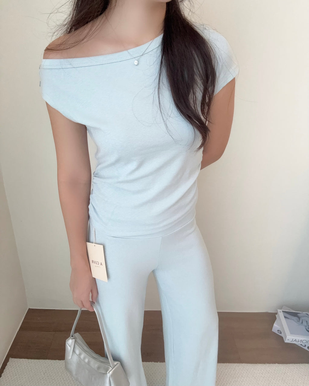 Ava Set