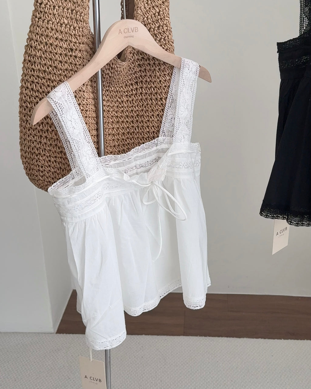 Lyra Top