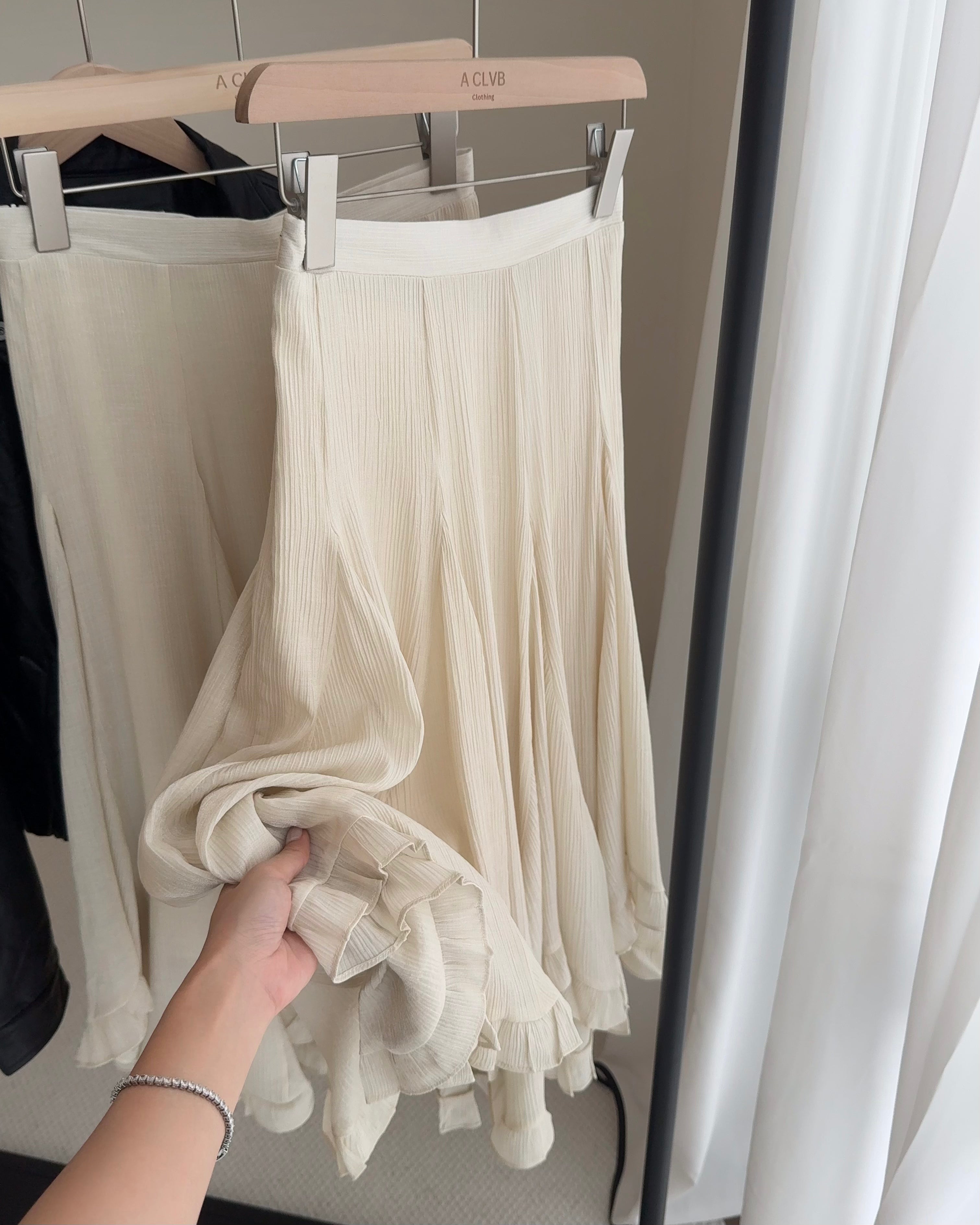 Audrey Midi Skirt