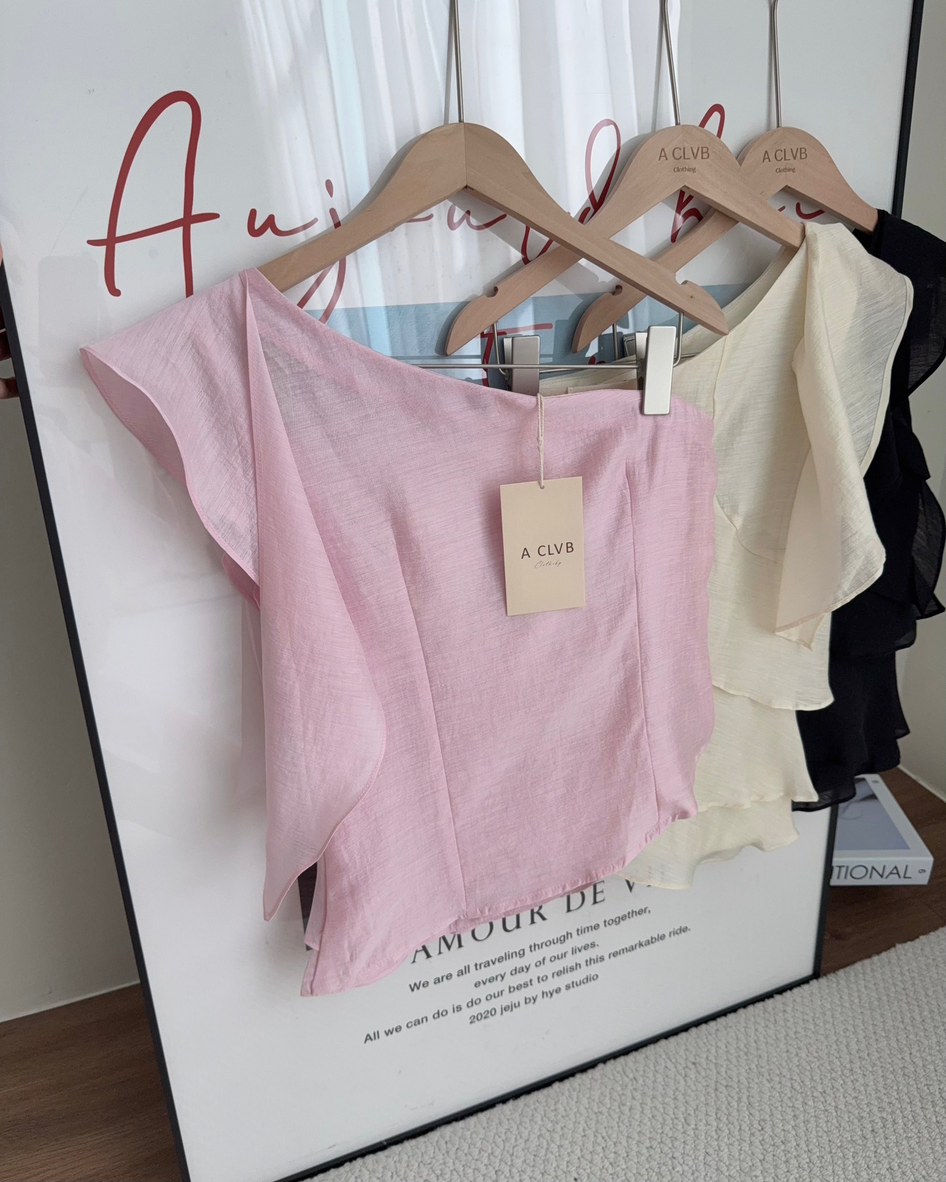 Ruffle Top